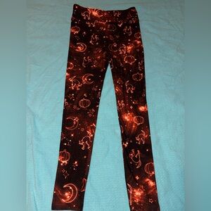 No Boundaries juniors Leggings - Black and Orange Halloween Print
